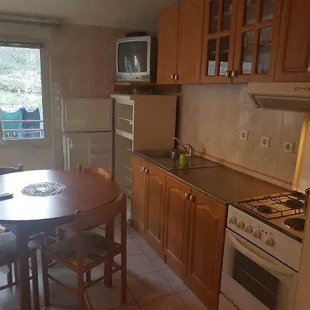 Bradley Apartment